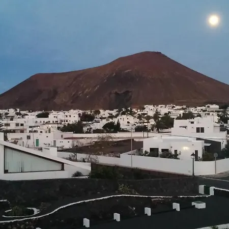 Casa Bom * Tahiche